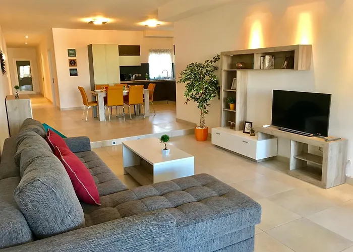 דירה Fleur De Mai With Terrace *